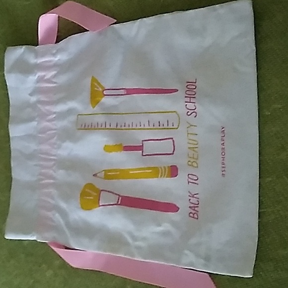 Sephora Play Drawstring Bags (Set of 8) - Picture 4 of 14